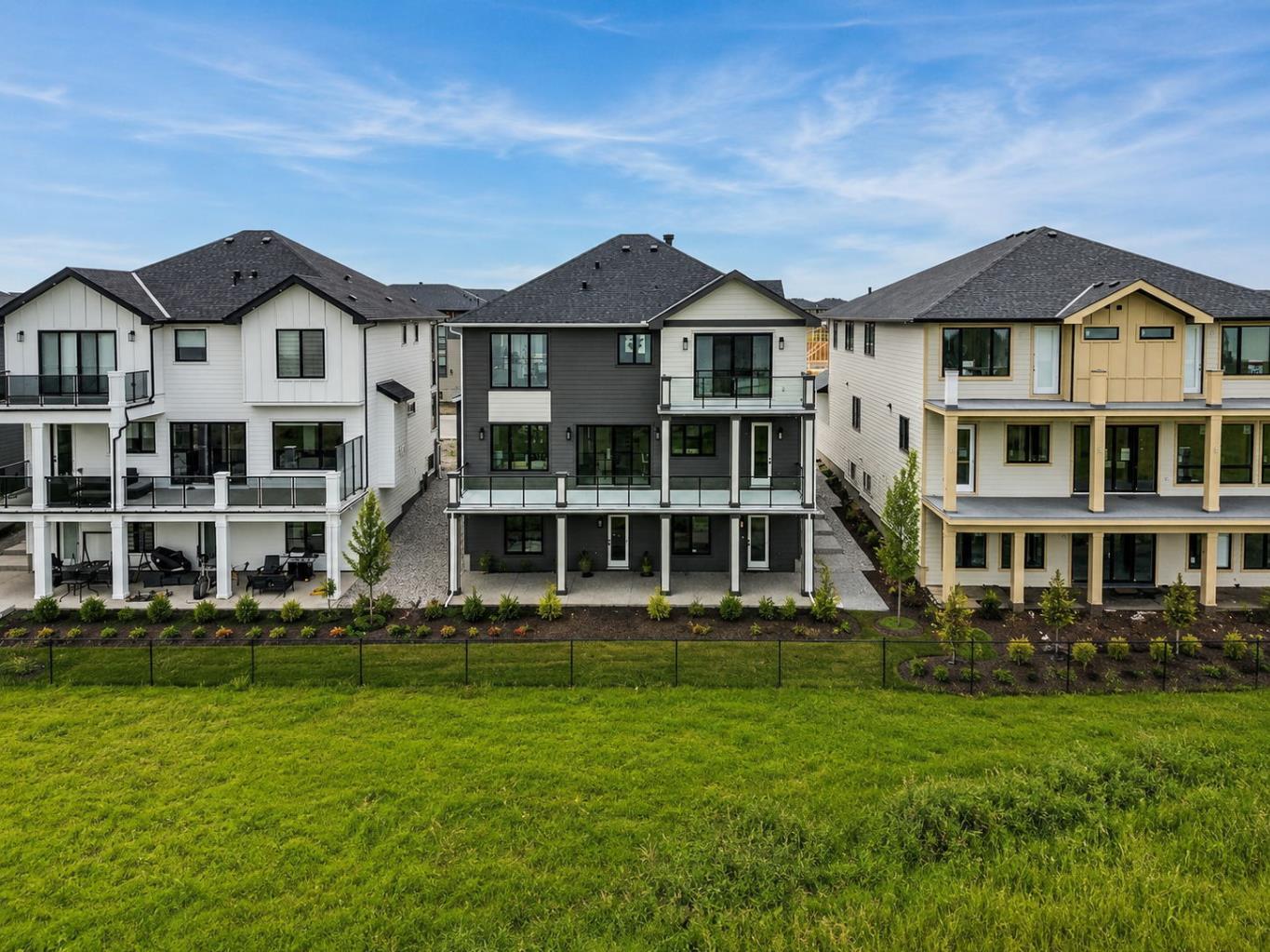 952 SOUTH SHORE Terrace