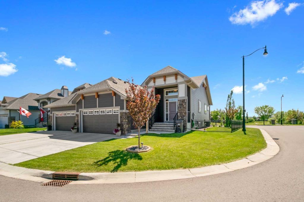 Photo of 515 Montana Bay SE, High River, AB T1V 0J6 (MLS # A2324470)