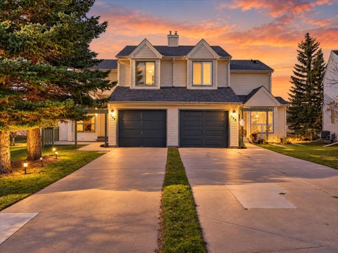Photo of 749 Sandringham Place NW, Calgary, AB T3K 3Z1 (MLS # A2354047)