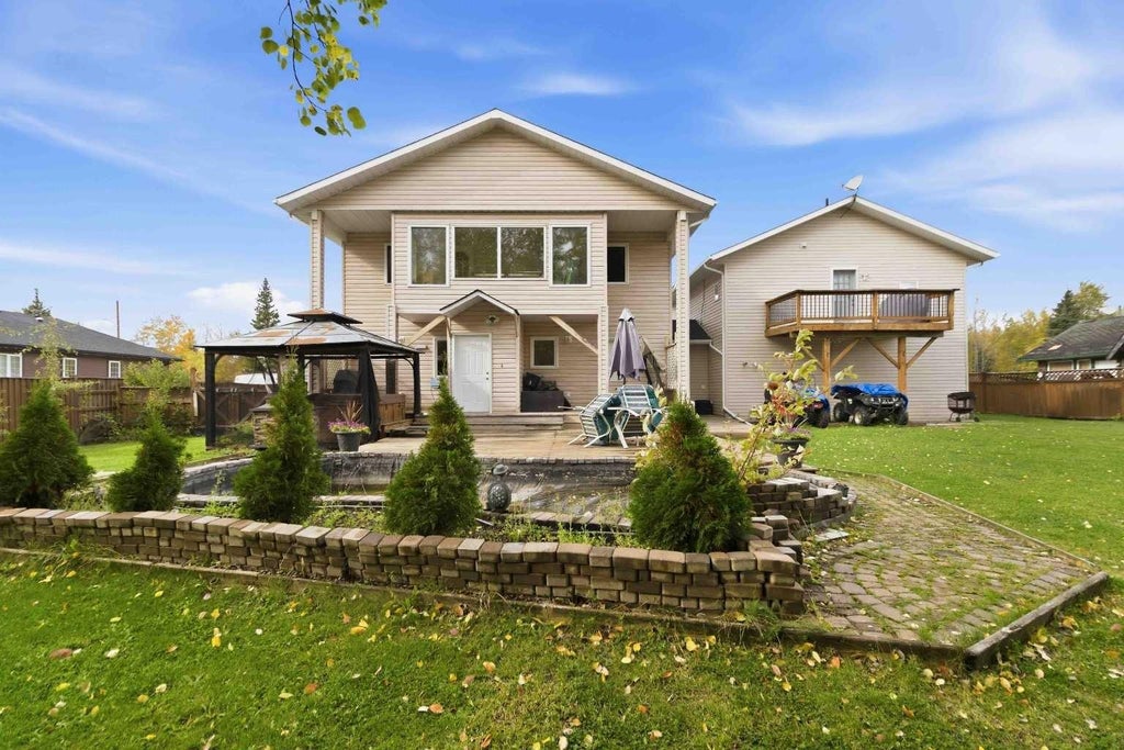 Photo of 54 Poplar Crescent, Gregoire Lake Estates, AB T0P 1J0 (MLS # A2349800)