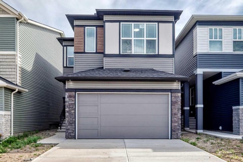Photo of 72 Lucas Gardens NW, Calgary, AB T3P 2S1 (MLS # A2341978)