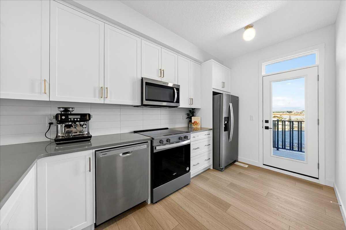 437 Alpine Avenue SW 304