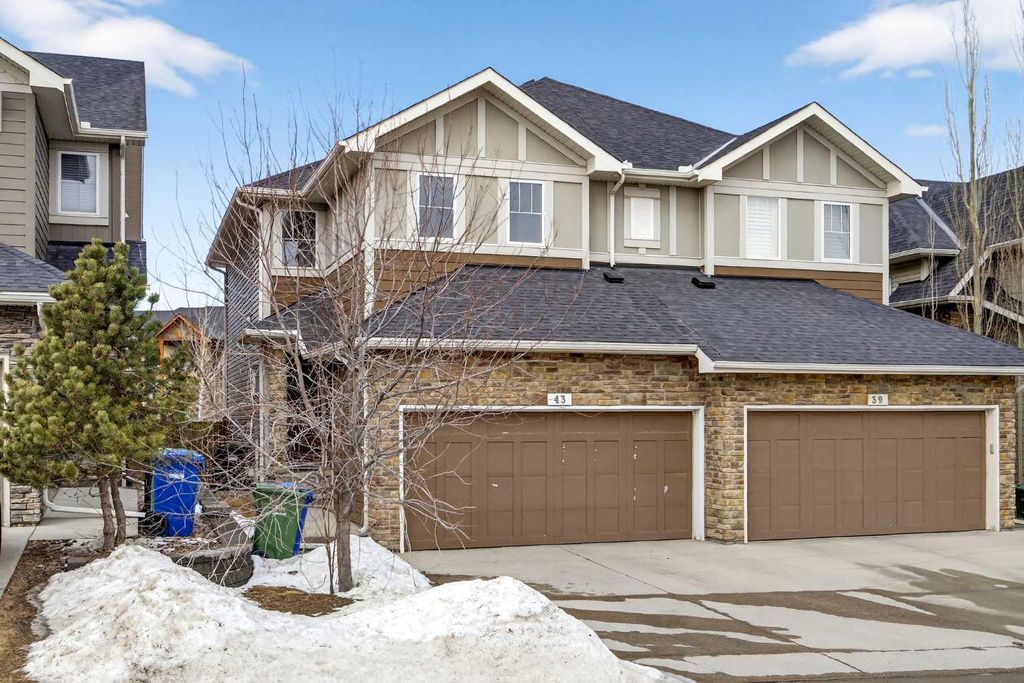 Photo of 43 Kincora Crescent NW, Calgary, AB T3R 0N5 (MLS # A2294601)