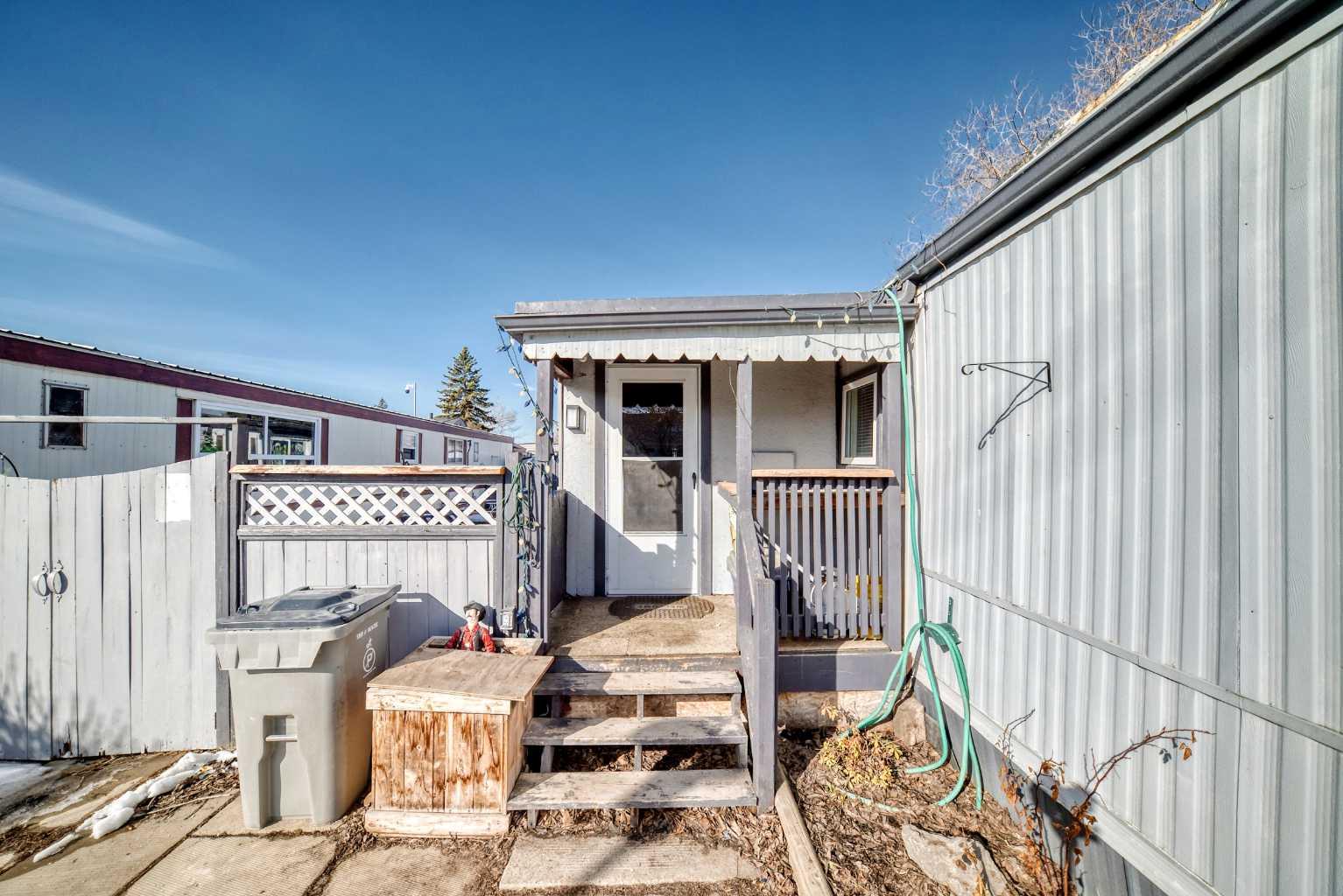 6724 17 Avenue SE 180