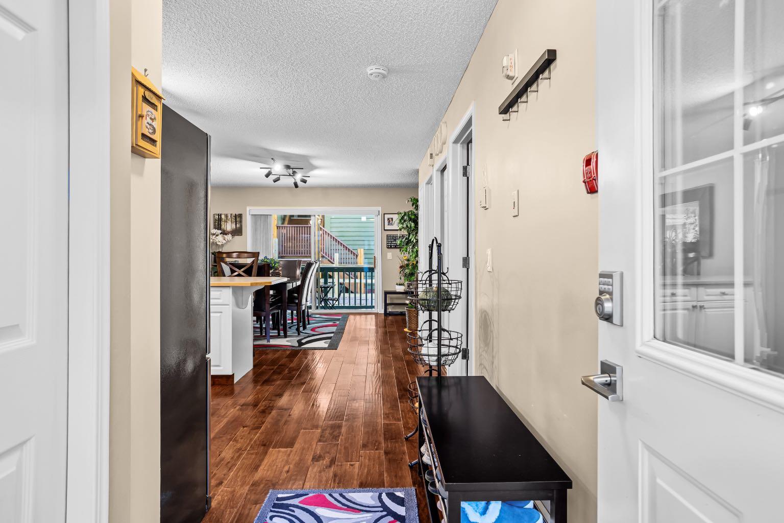 504 Banff Avenue W 9