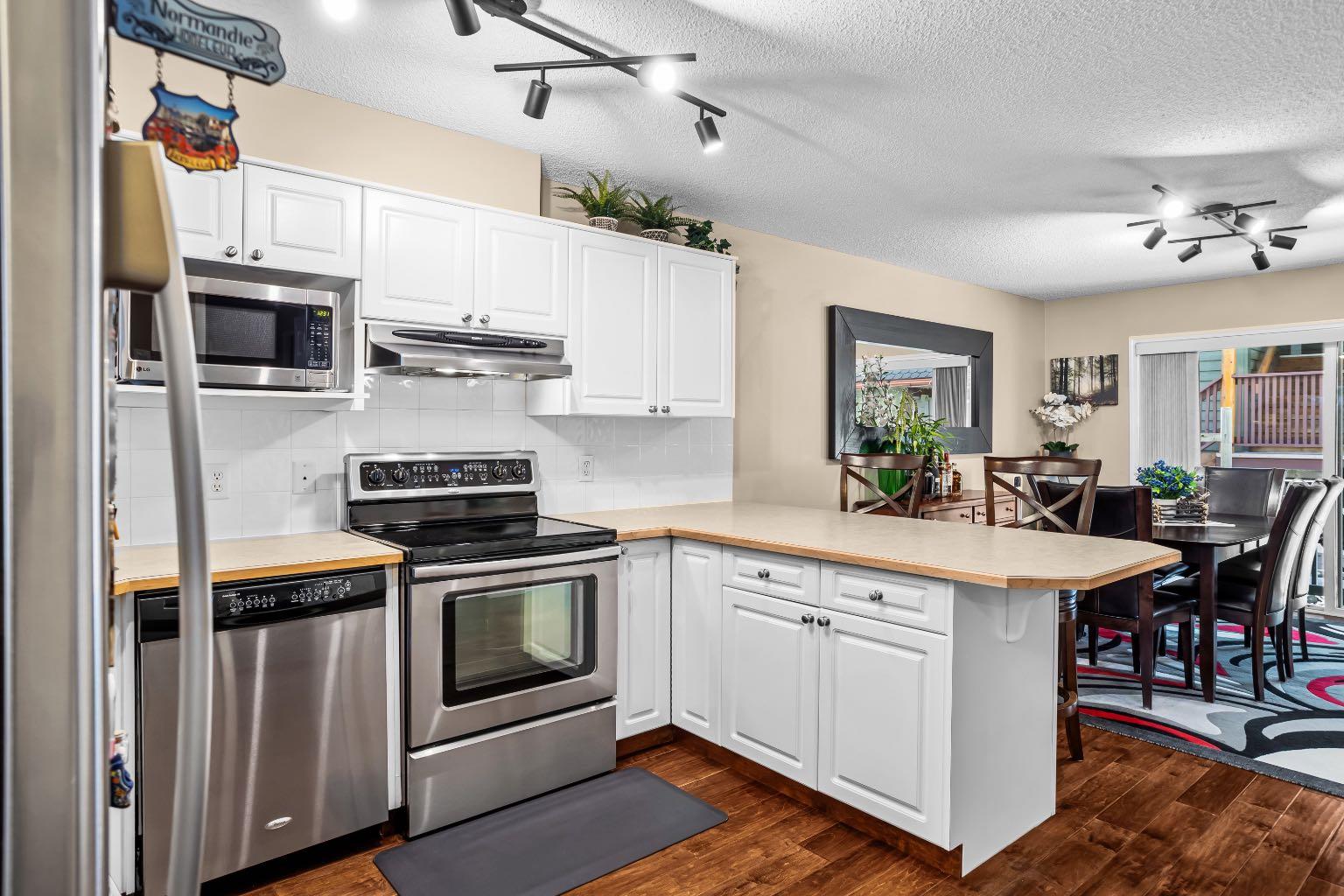 504 Banff Avenue W 9