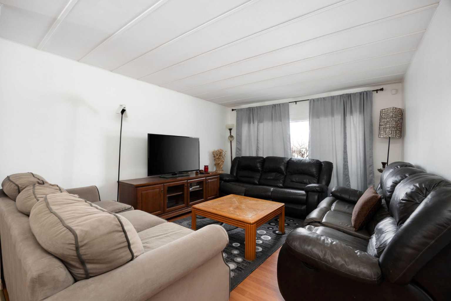 132 Greenfield Place