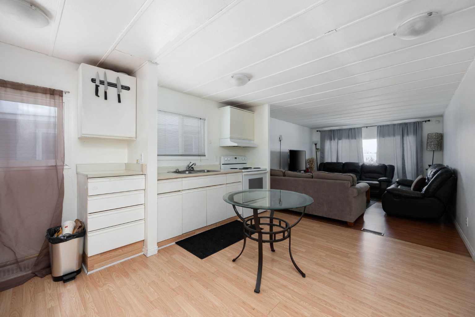 132 Greenfield Place