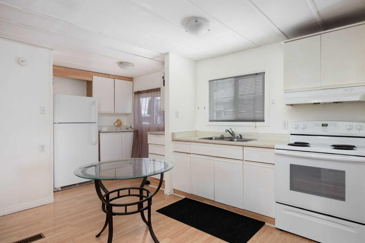 132 Greenfield Place