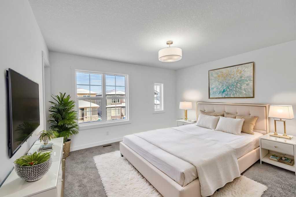 1115 Chinook Winds Circle SW