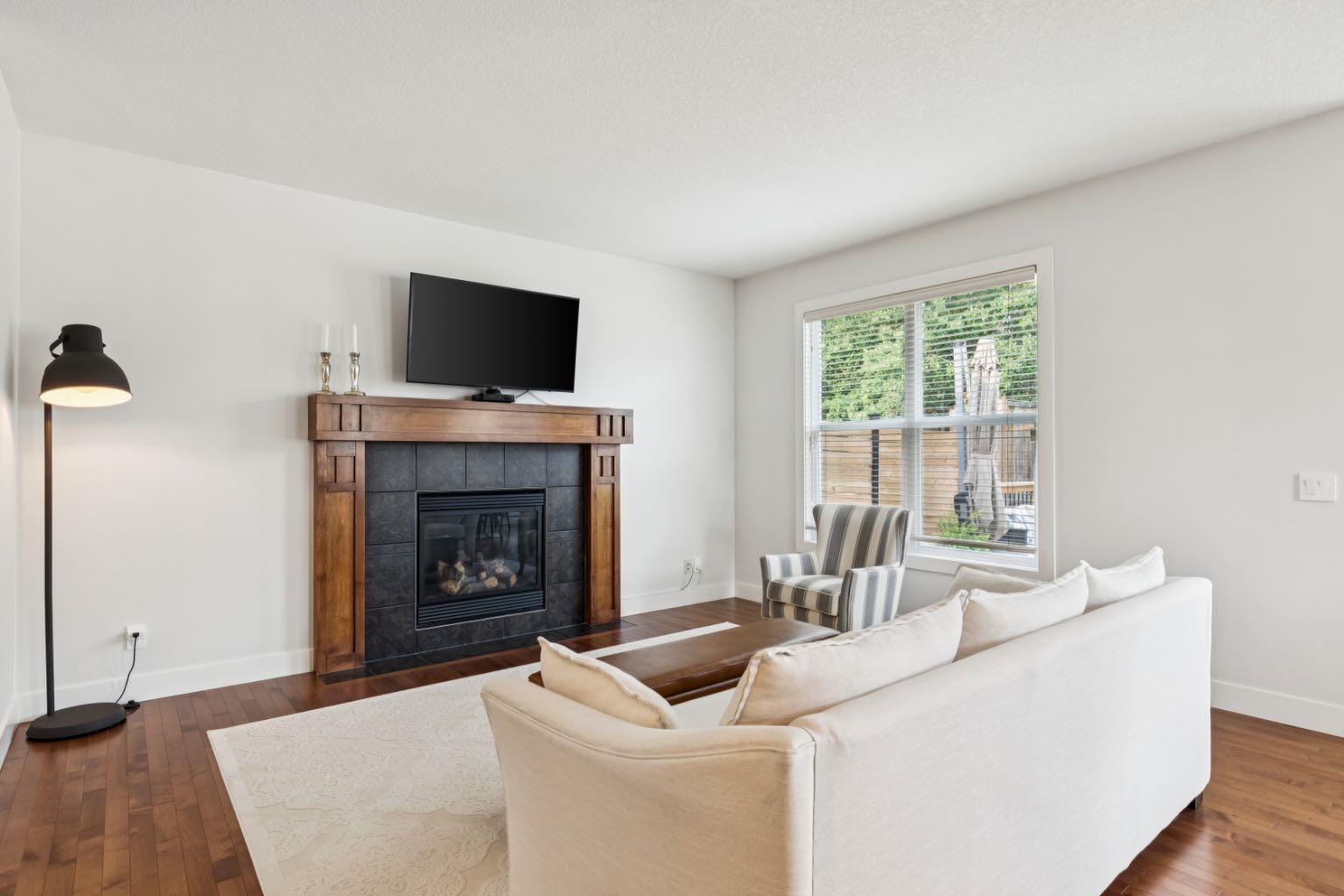 70 Cortina Way SW