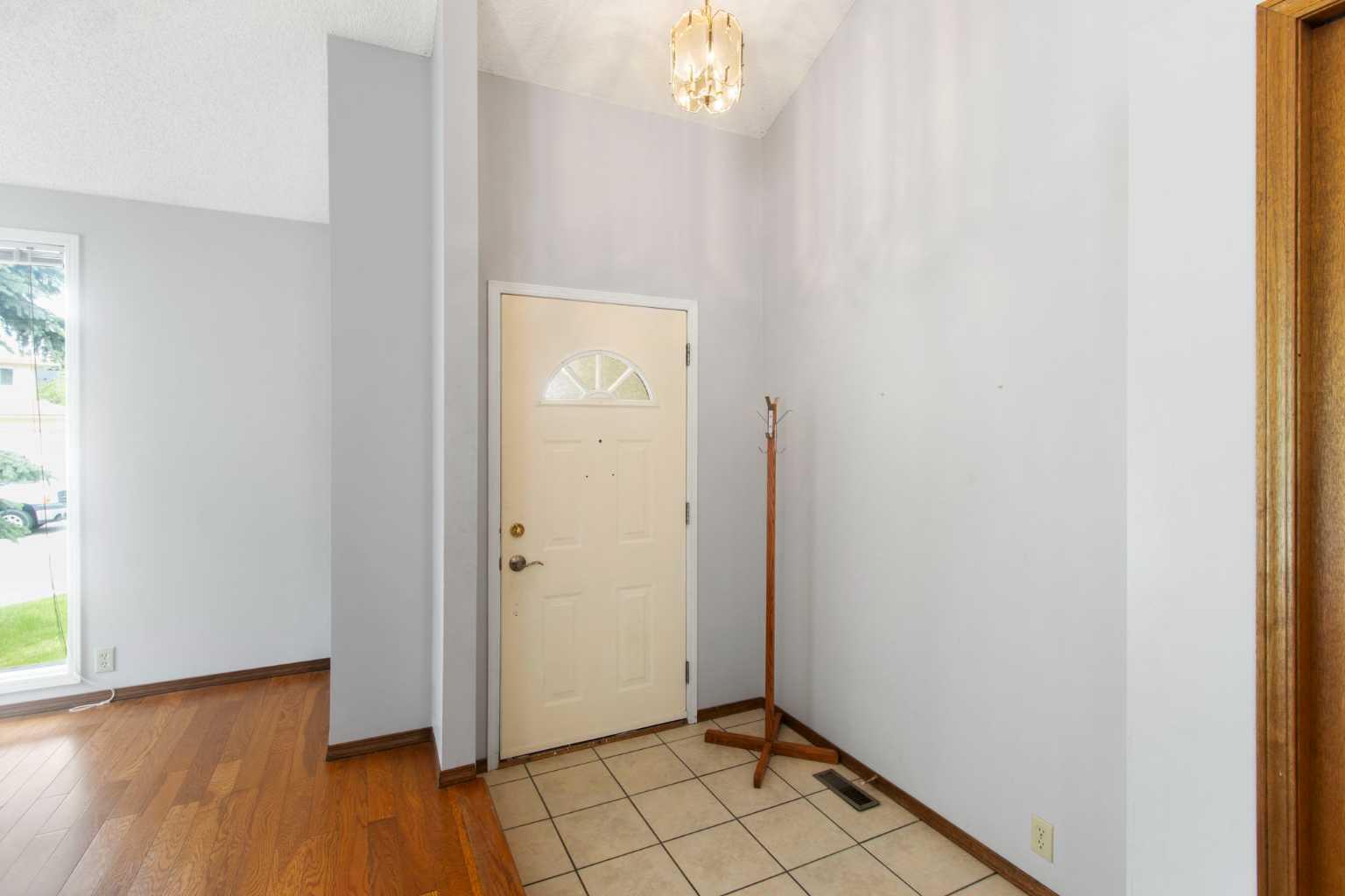 32 Del Rio Place NE
