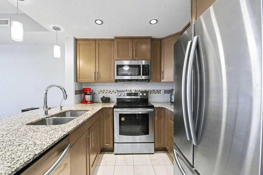 32 Varsity Estates Circle NW 807