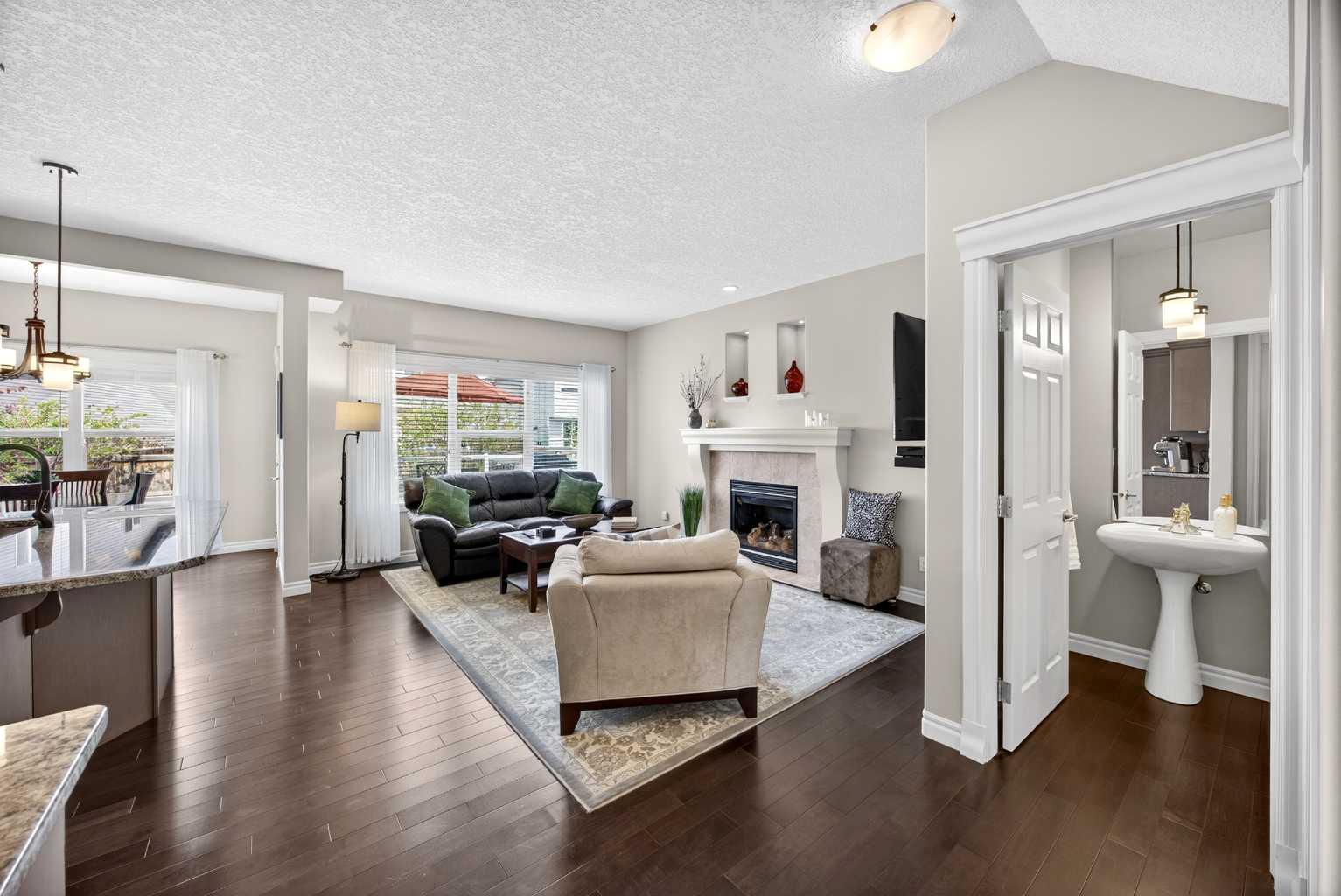 293 Bridleridge View SW