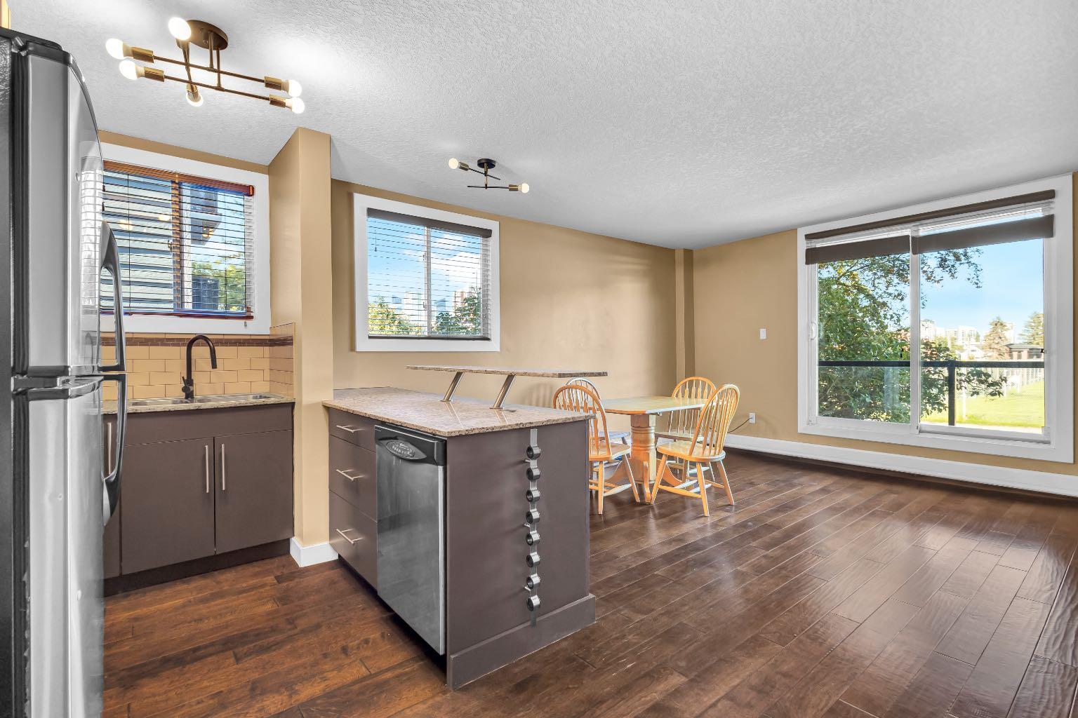 2209 14 Street SW 201