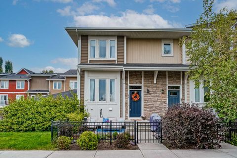 56 Auburn Bay Close SE Calgary AB T3M 0Y5