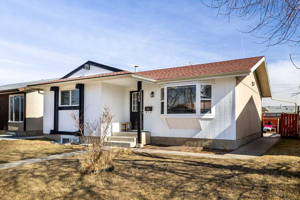 Photo of 268 Madeira Place NE, Calgary, AB T2A 5T1 (MLS # A2295798)