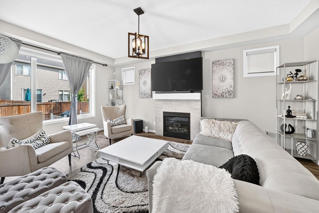 Photo of 446 windrow Common SW, Airdrie, AB T4B 4K2 (MLS # A2337314)