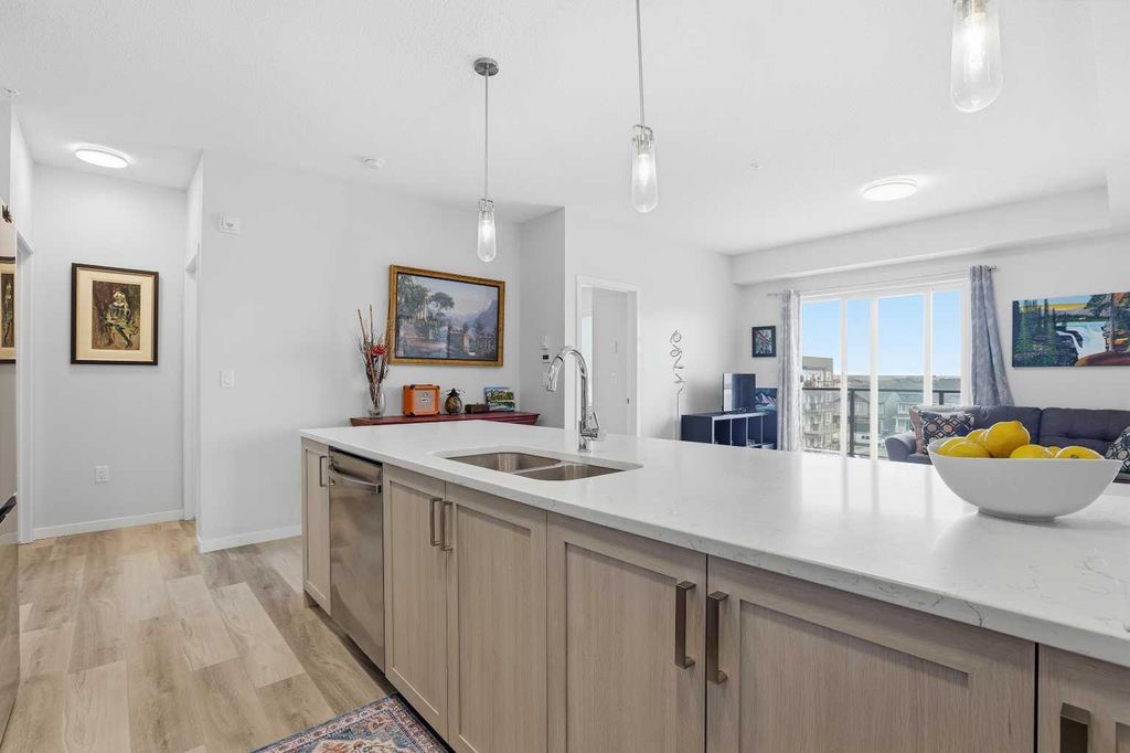 Photo of 33 Carringham Gate NW #3420, Calgary, AB T3P 2H6 (MLS # A2310966)