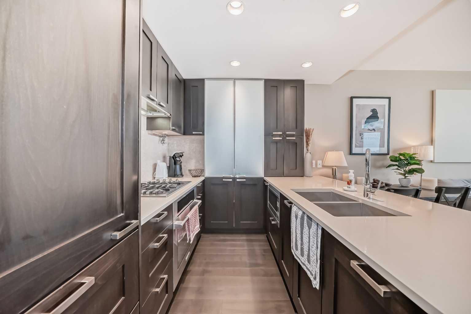 222 Riverfront Avenue SW 1528