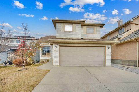 60 Douglas Woods Terrace SE Calgary AB T2Z 2E5
