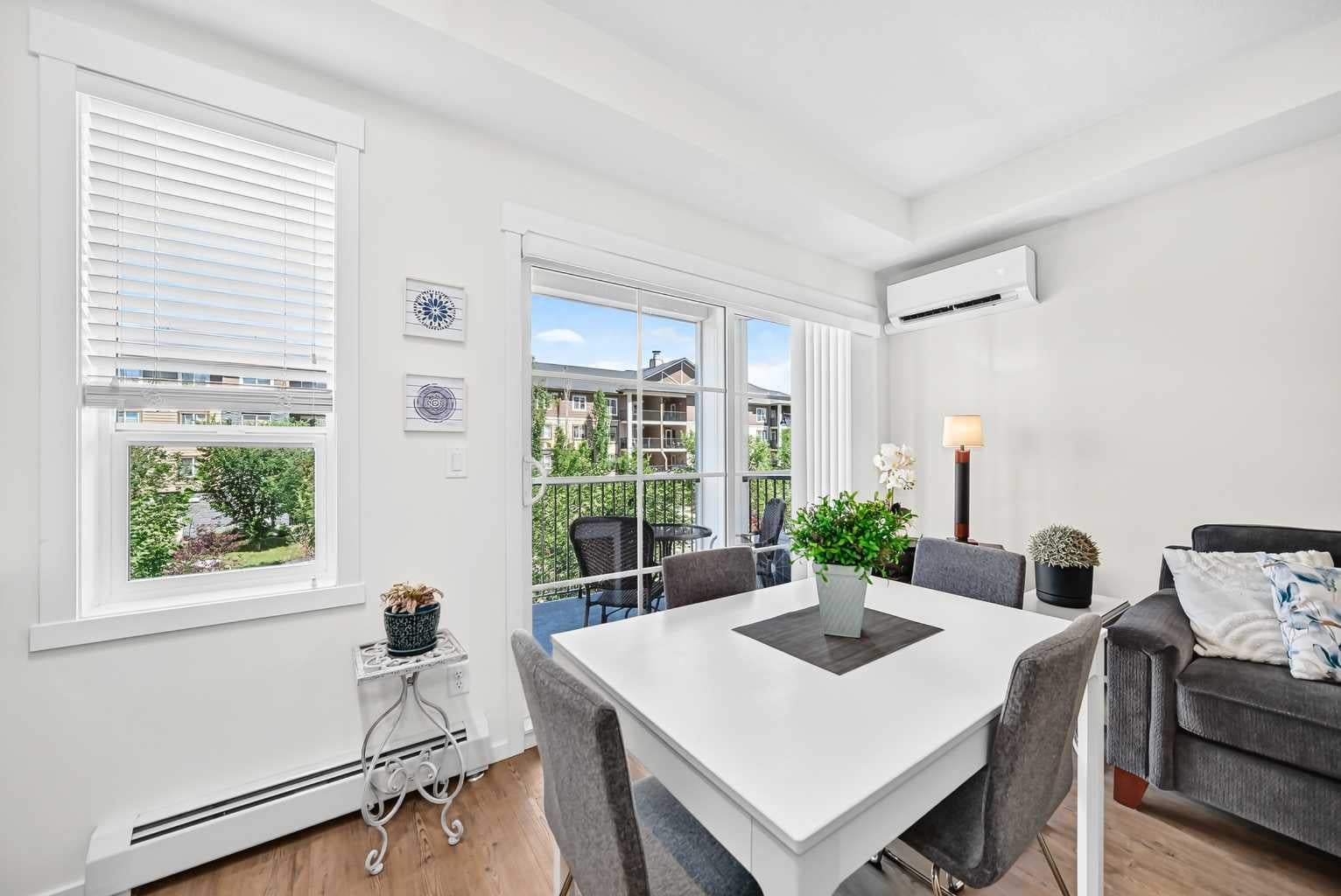 215 Legacy Boulevard SE 4207