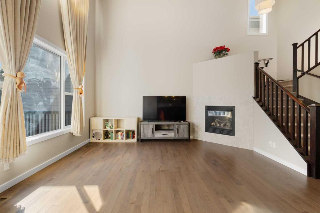 Photo of 91 Panamount Common NW, Calgary, AB T3K 0P5 (MLS # A2304615)