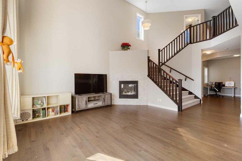 Photo of 91 Panamount Common NW, Calgary, AB T3K 0P5 (MLS # A2304615)