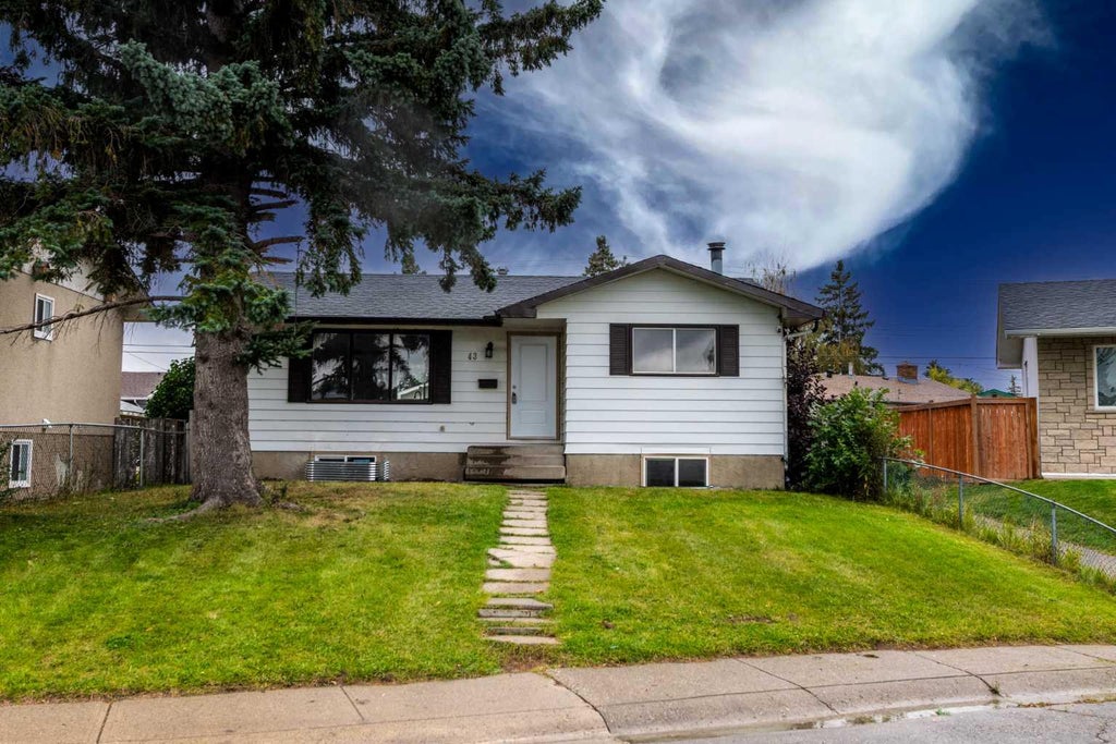 Photo of 43 Maranda Close NE, Calgary, AB T2A 3E7 (MLS # A2353137)