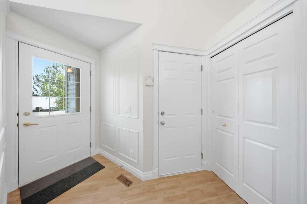 Photo of 33 MARTIN CROSSING Green NE, Calgary, AB T3J 3P1 (MLS # A2328046)
