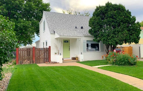 Photo of 322 12 Street N, Lethbridge, AB T1H 2G4 (MLS # A2329317)