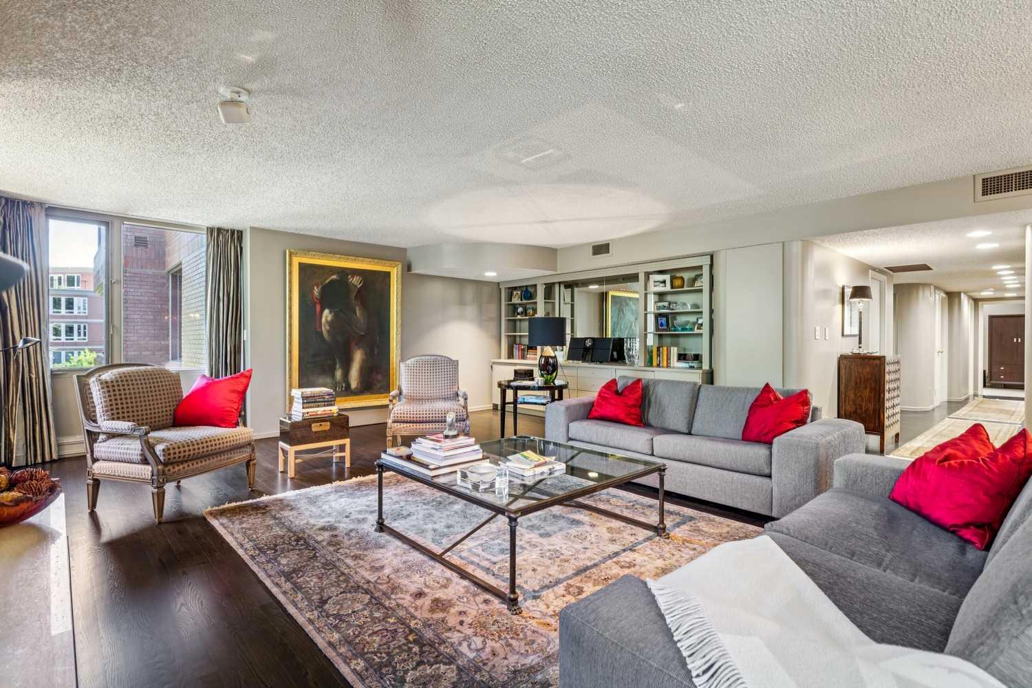 500 Eau Claire Avenue SW 301H