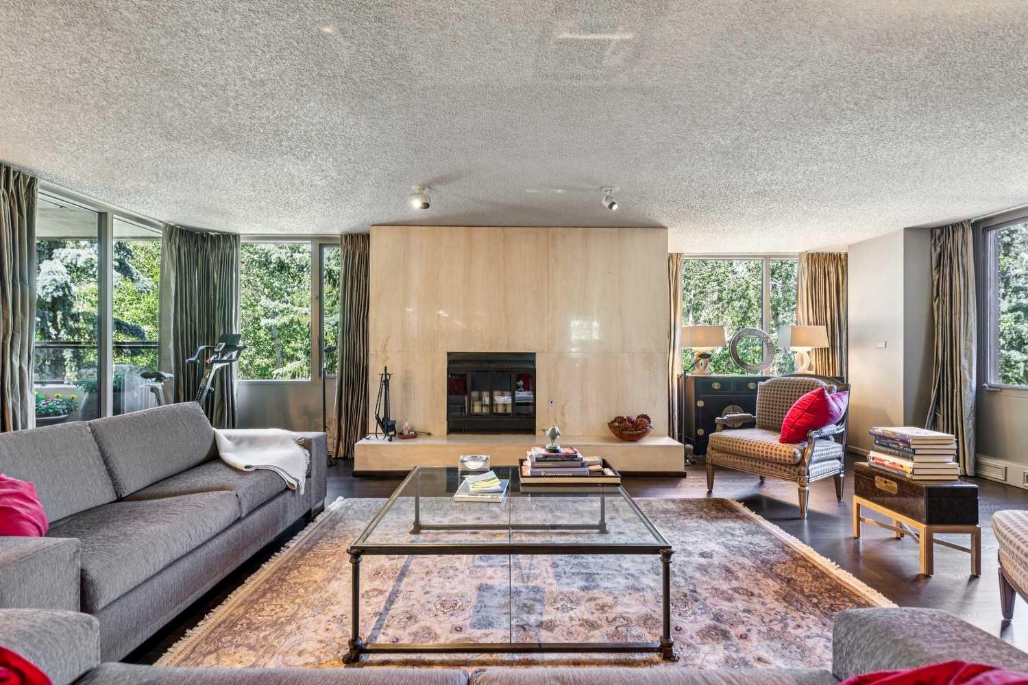 500 Eau Claire Avenue SW 301H