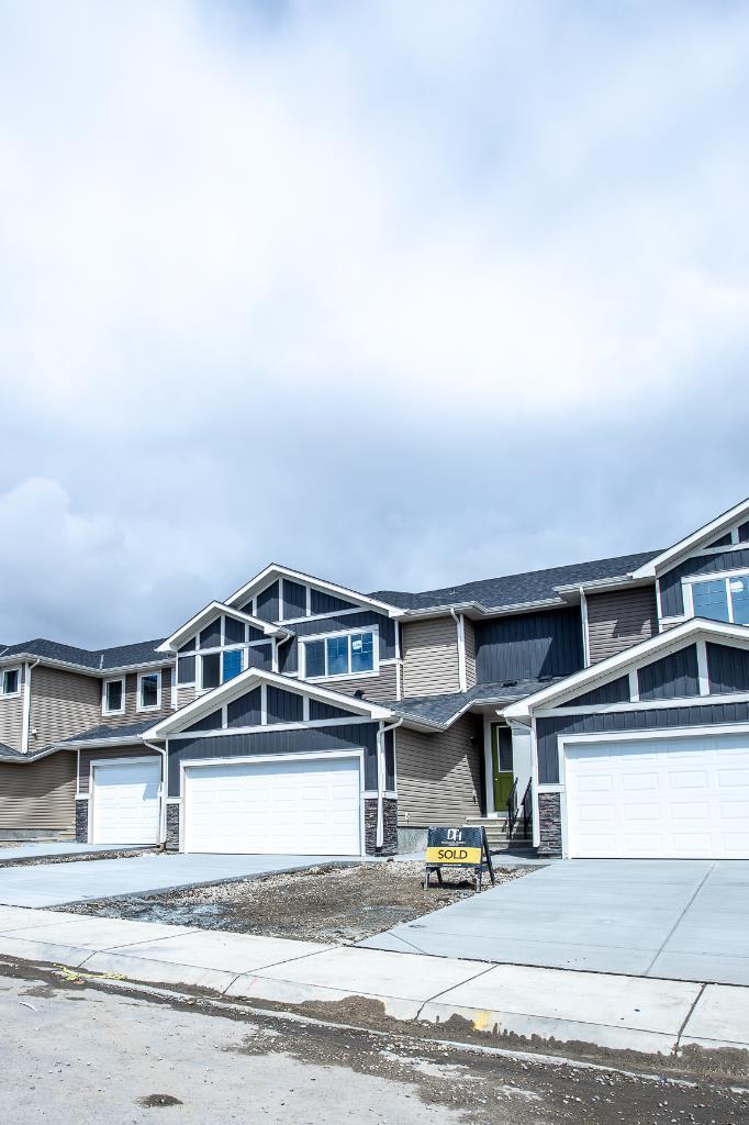316 Waterford Way