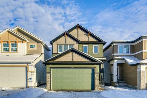 286 Hotchkiss Manor SE Calgary AB T3S 0J8