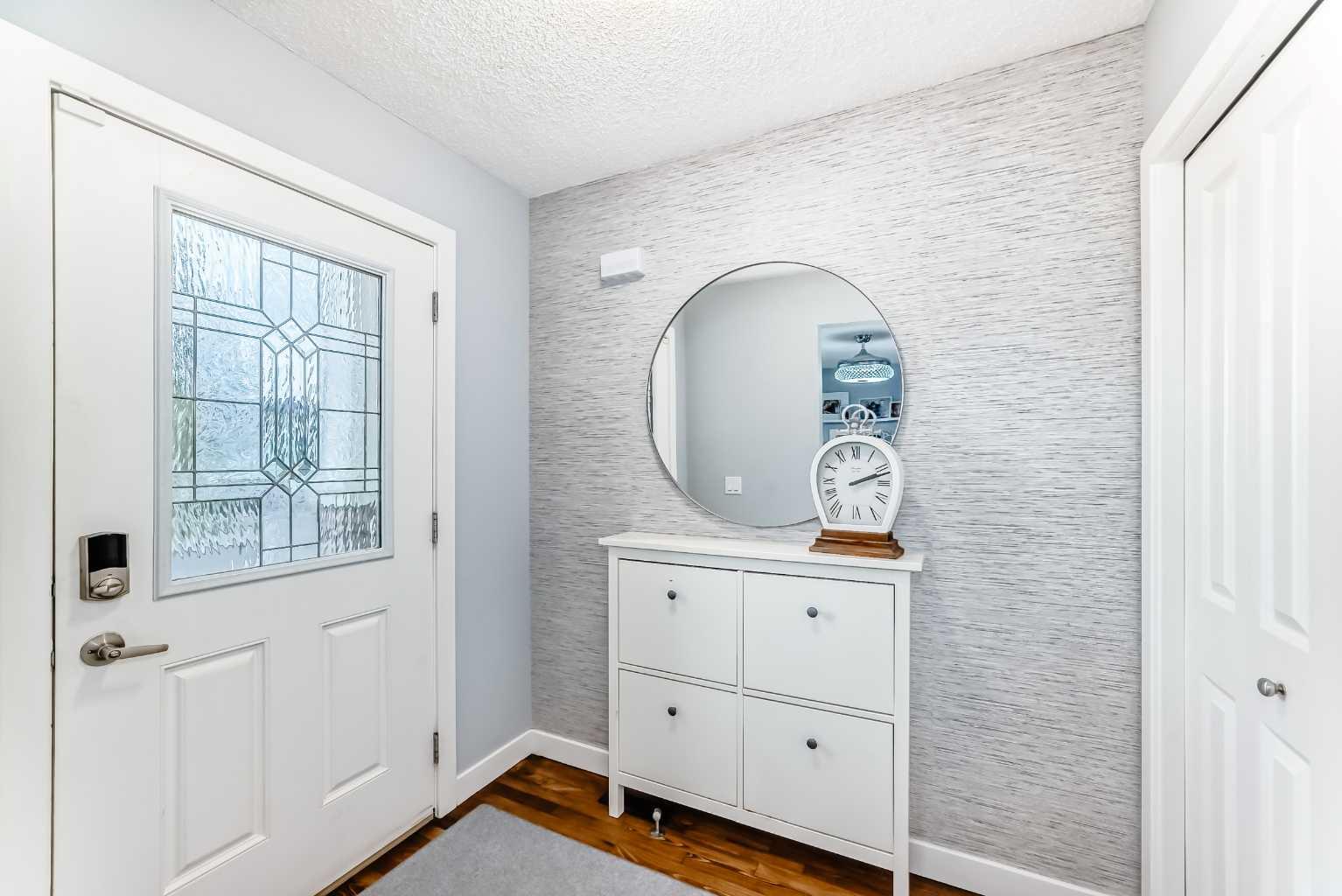 11 Kings Heights Drive SE