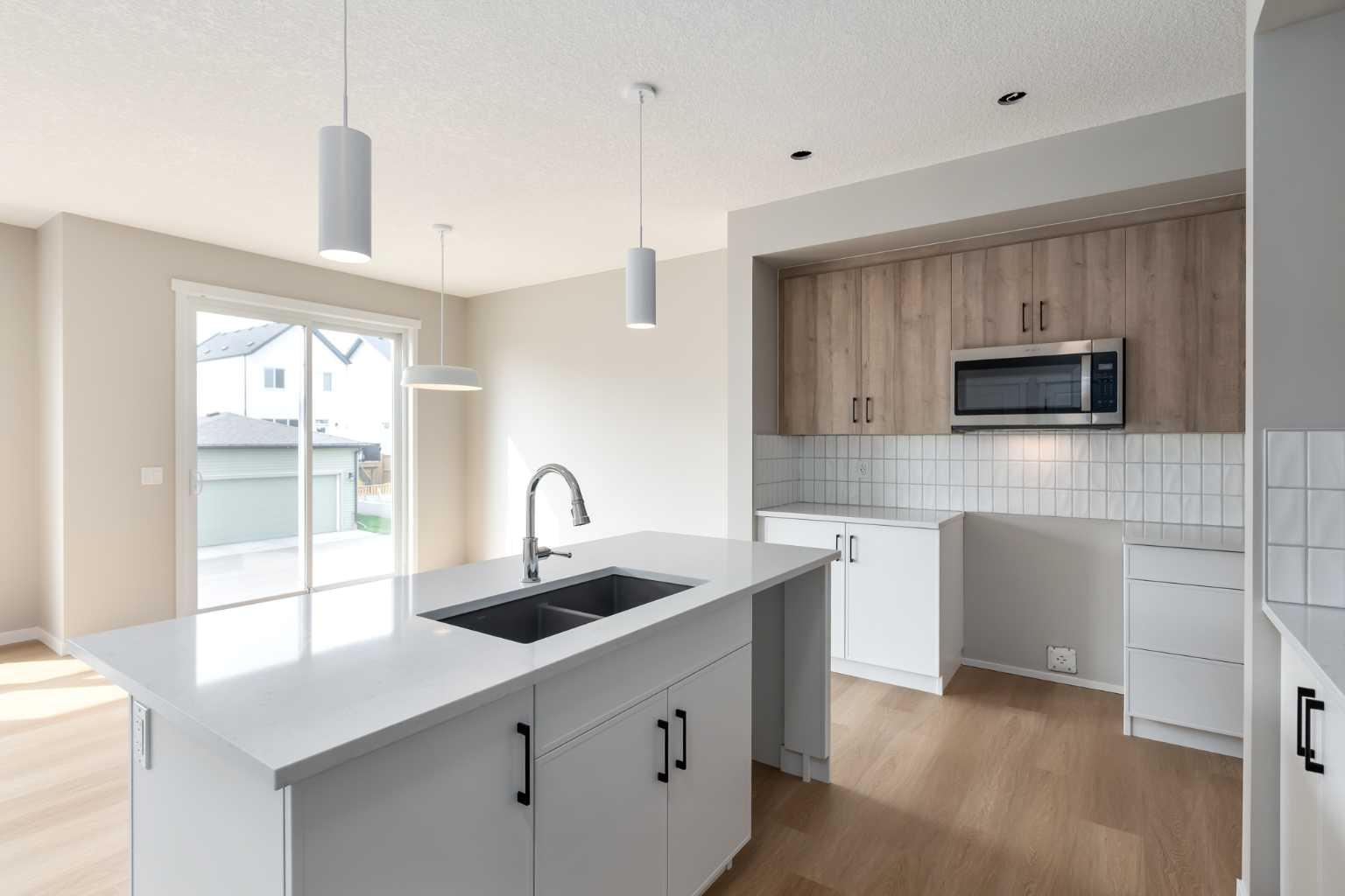 109 Monterey Place SE