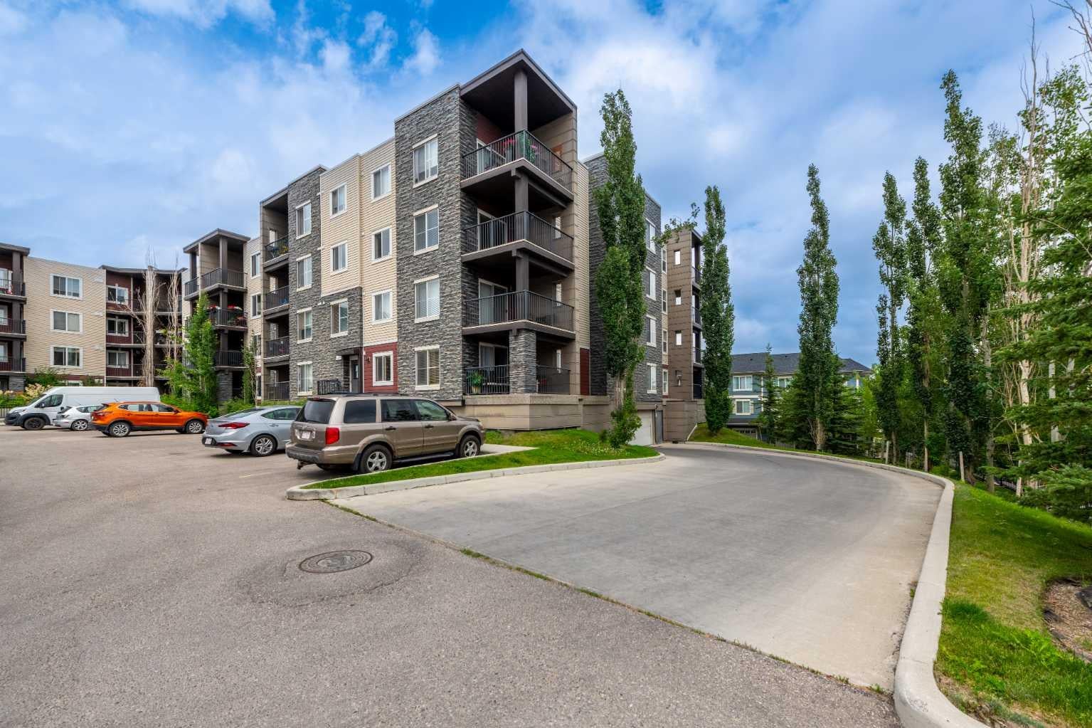 195 Kincora Glen Road NW 423