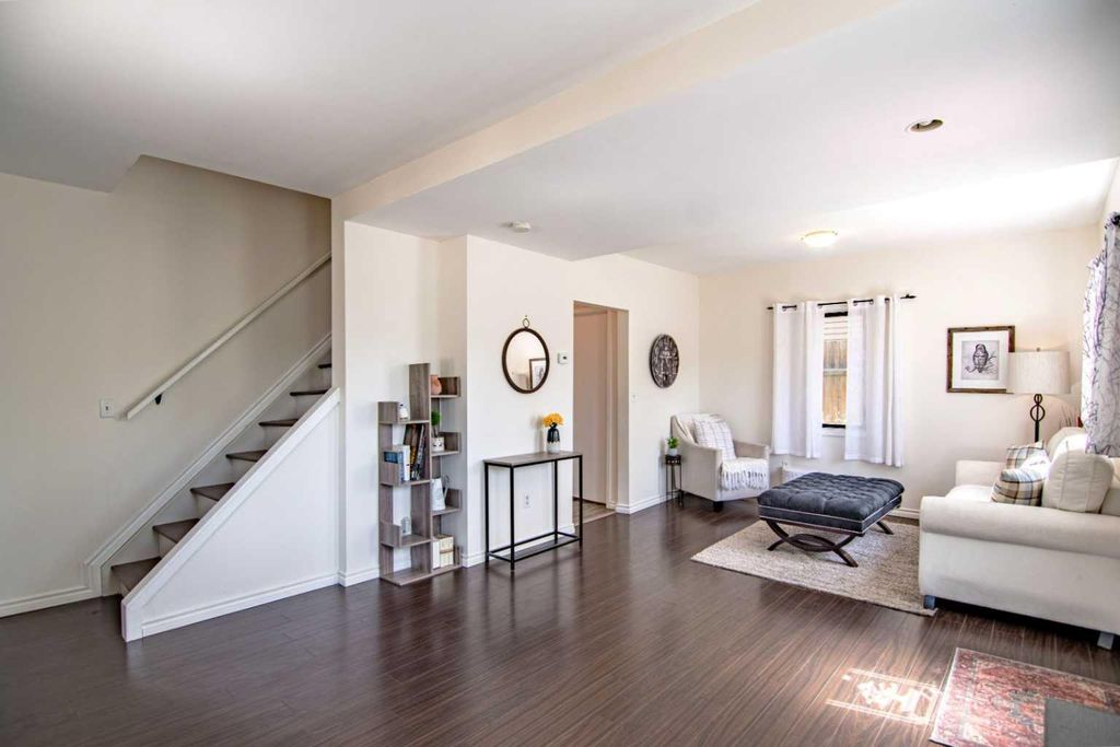 Photo of 5120 53 Avenue, Ponoka, AB T4J 1H1 (MLS # A2285140)