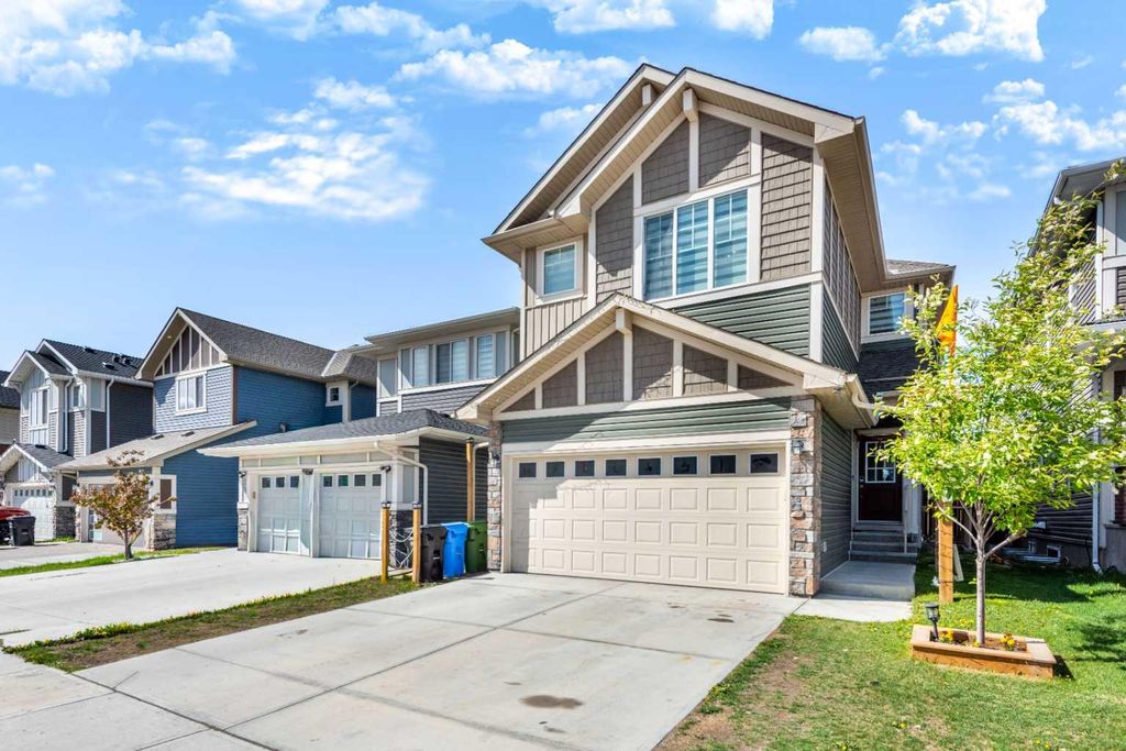 Photo of 32 Saddlestone Way NE, Calgary, AB T3J 2C9 (MLS # A2313851)