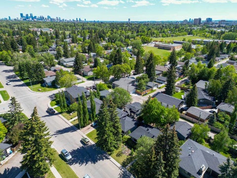 Photo of 361 Capri Avenue NW, Calgary, AB T2L 0J5 (MLS # A2351433)