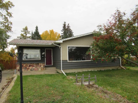 Photo of 11109 104 Street St, Grande Prairie, AB T8V 2Y8 (MLS # A2353516)