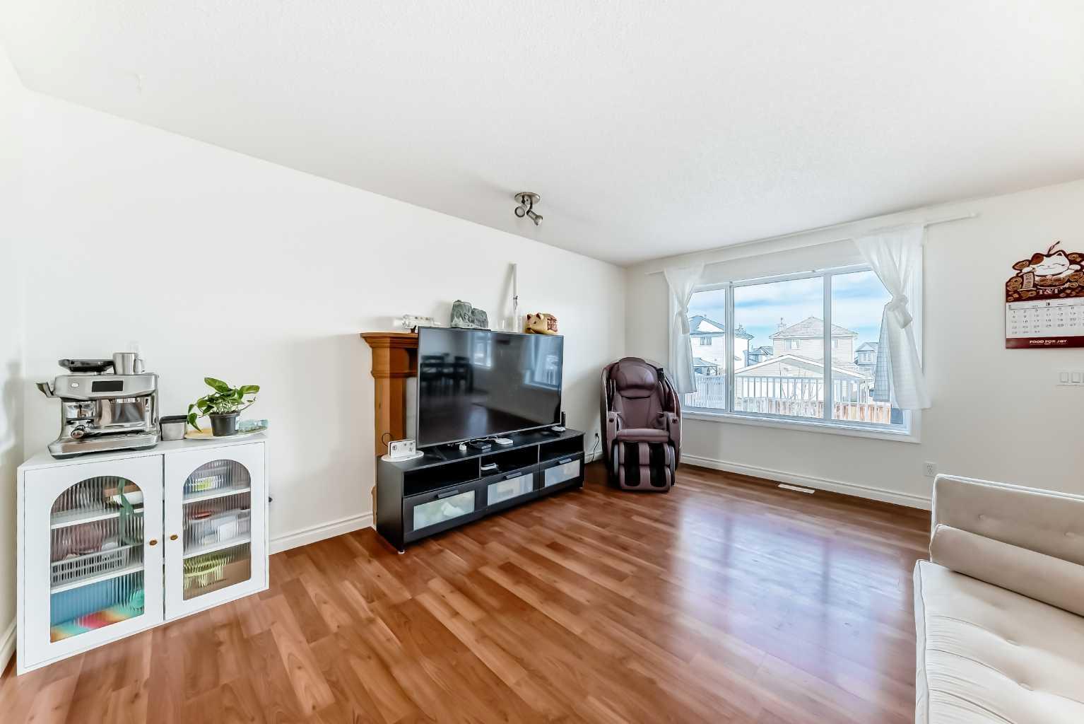 193 Covewood Green NE