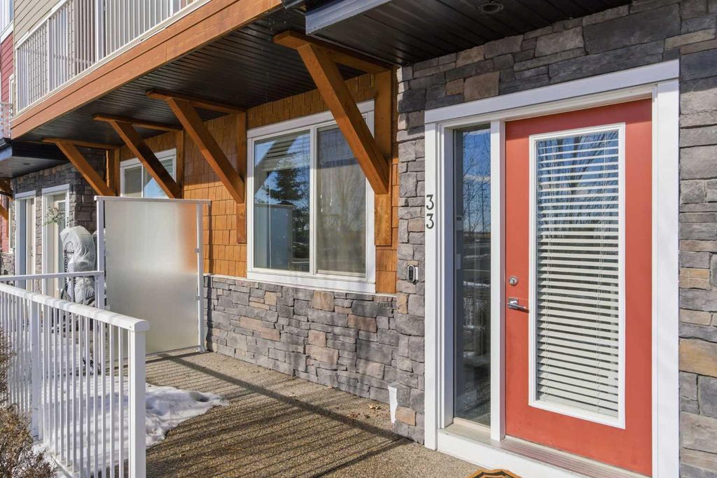 Photo of 111 Rainbow Falls Gate #33, Chestermere, AB T1X 0Z5 (MLS # A2289405)