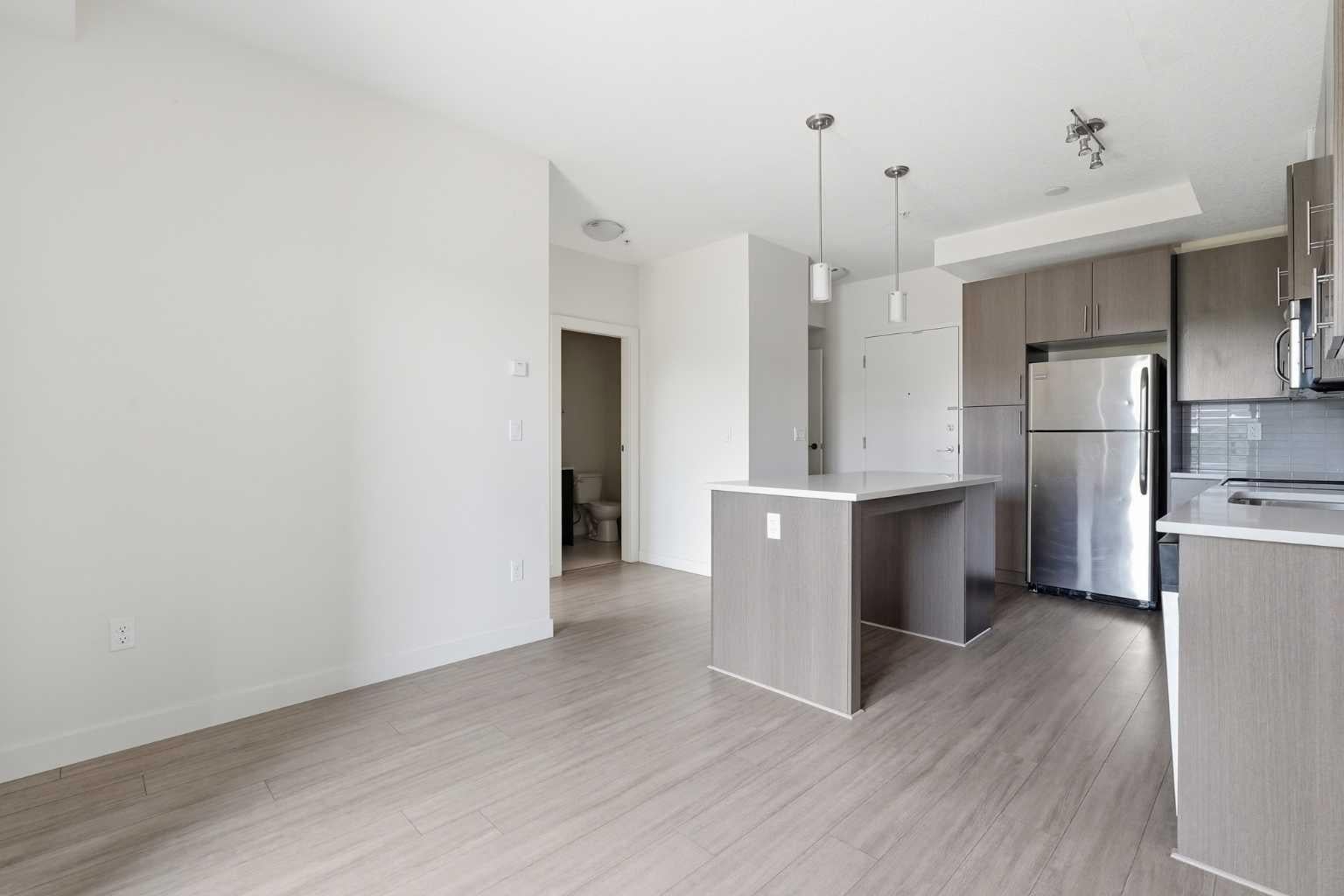 15233 1 Street SE 313
