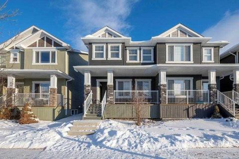 226 Redstone Drive NE Calgary AB T3N 1B5