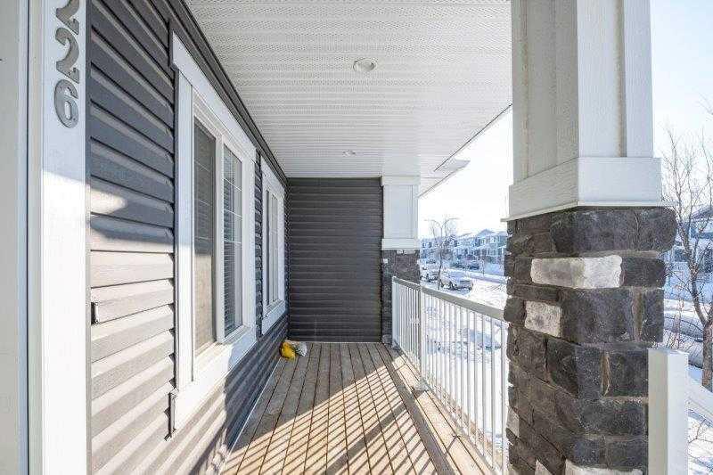 226 Redstone Drive NE