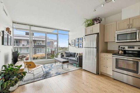 Photo of 10 Brentwood Common NW #1205, Calgary, AB T2L 2L6 (MLS # A2315091)