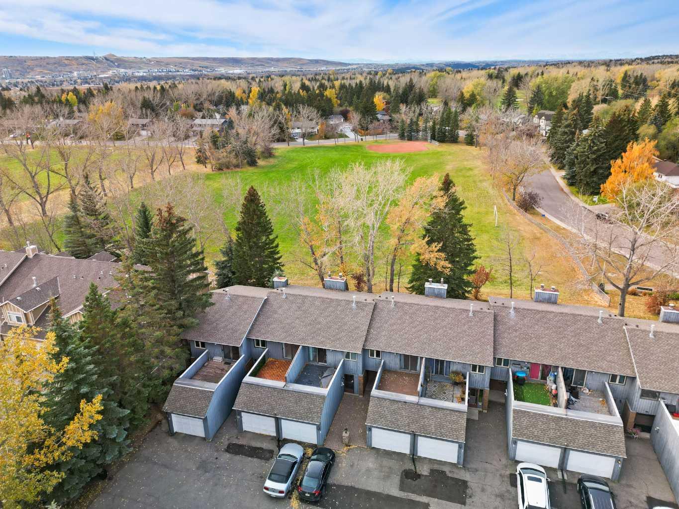 803 Varsity Estates Drive NW 8