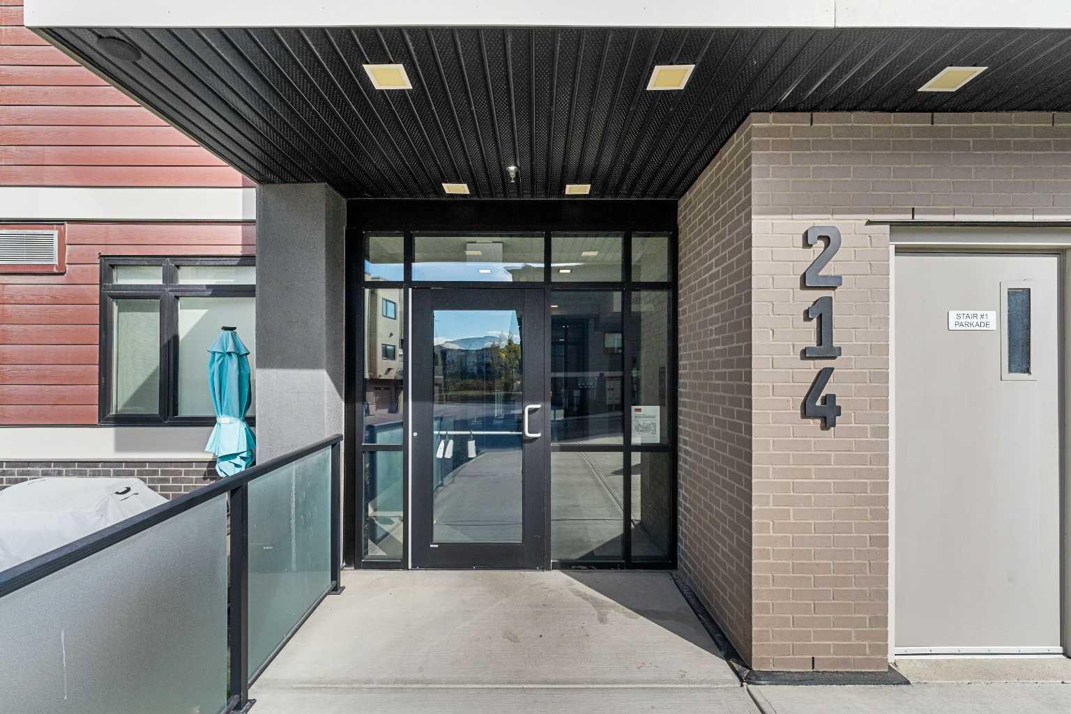 214 Sherwood Square NW 414